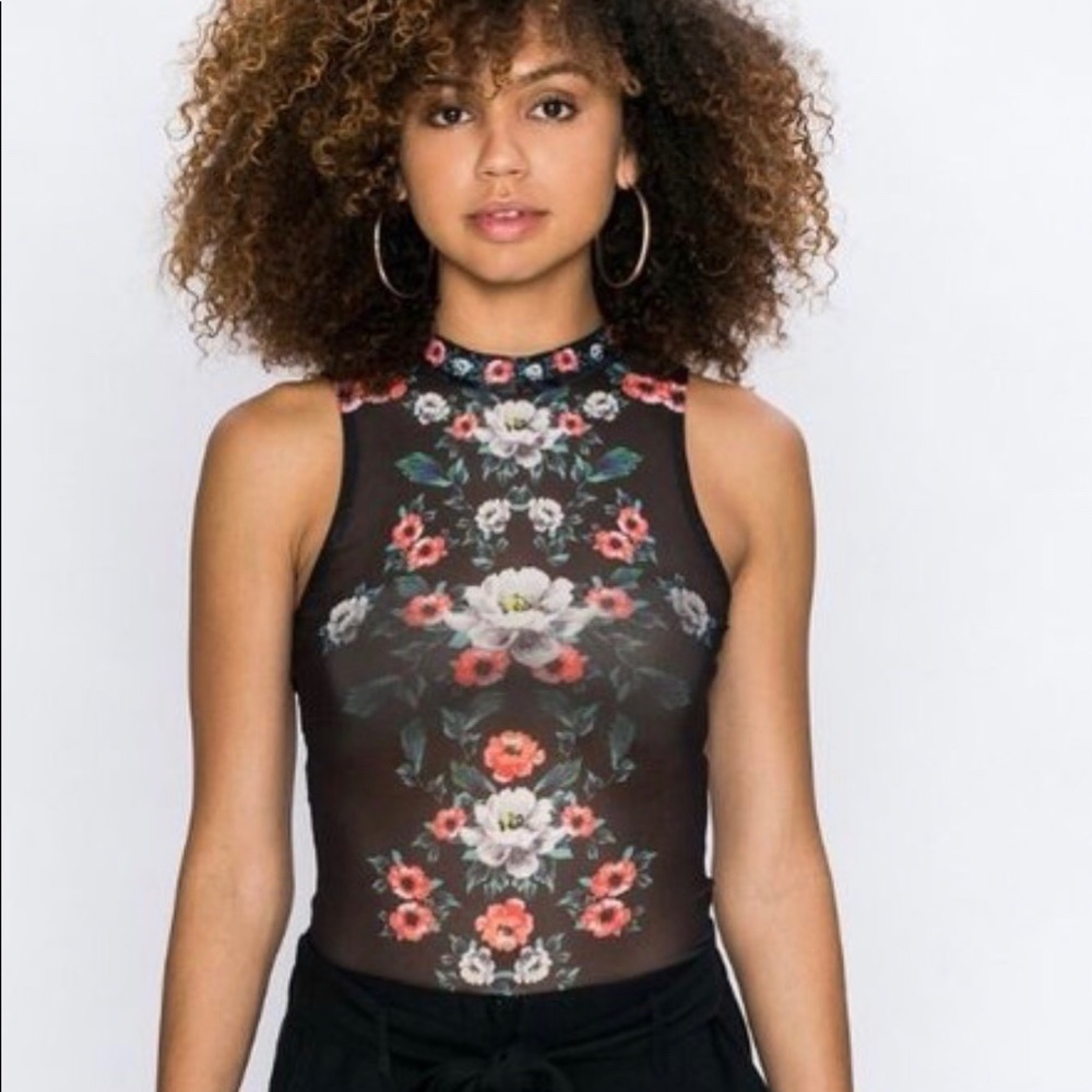 ROSE TOP